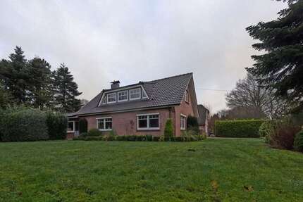 Haus zum Kaufen in Varel 365.000,00 € 125.5 m²