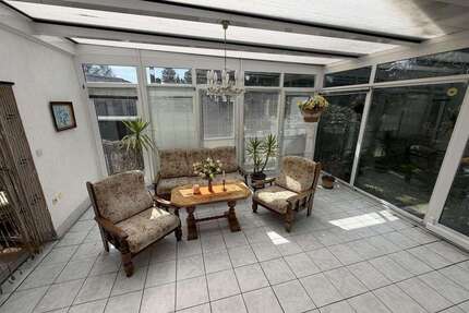 Haus zum Kaufen in Zittau 232.000,00 € 210 m²