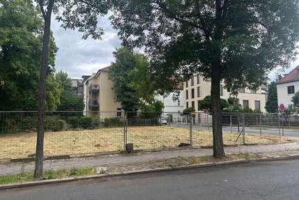 Grundstück zu verkaufen in Markkleeberg 790.000,00 € 571 m²