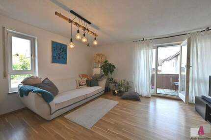 Zentral und doch ruhig gelegene 2-Zimmer-Wohnung in Weil am Rhein.