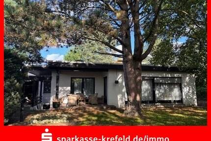 Freistehender Bungalow mit Doppelgarage - Kempen