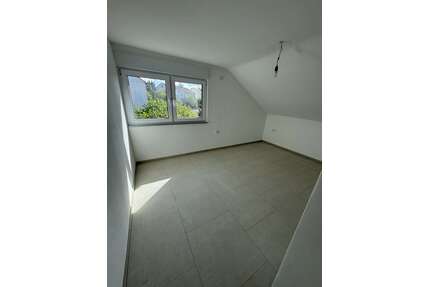 Wohnung zum Mieten in Backnang 1.100,00 € 74 m²