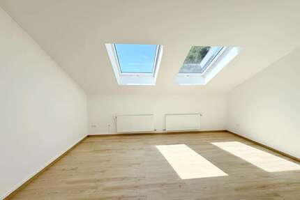 Haus zum Mieten in Gauting-Königswiesen 2.805,00 € 165 m²