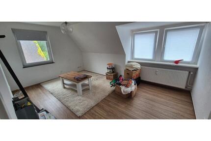 Schöne 3-Zimmer-Dachgeschosswohnung im Altbau mit Einbauküche (EA2) - Bad Rothenfelde