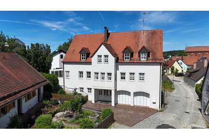 Haus zum Kaufen in Pfeffenhausen 495.000,00 € 206 m²