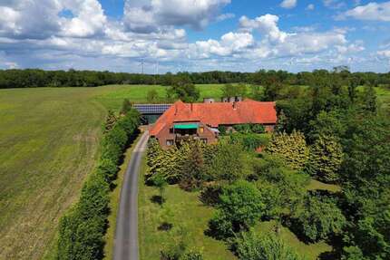 Haus zum Kaufen in Warmsen 351.000,00 € 465 m²
