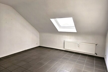 Moderne Dachgeschosswohnung in ruhiger Lage - Königswinter