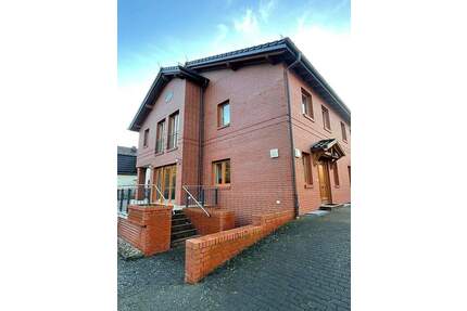 Vollunterkellerte Doppelhaushälfte in exklusiver Vollausstattung - Oranienburg Lehnitz