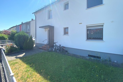 Neu-Ulm: Modernisiertes Mehrfamilienhaus (DHH) mit idyllischem Garten in Donau-Nähe - Neu-Ulm / Offenhausen