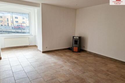 2-Raum-Wohnung Erdgeschoss in zentraler Lage von Olbernhau zu vermieten!