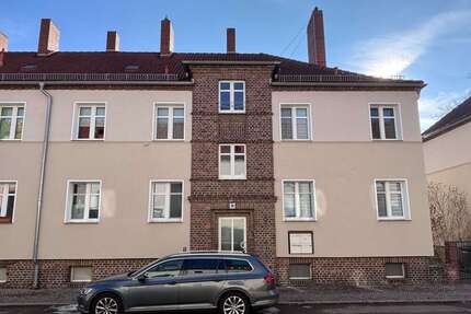 Haus zum Kaufen in Halle (Saale) 370.000,00 € 210 m²