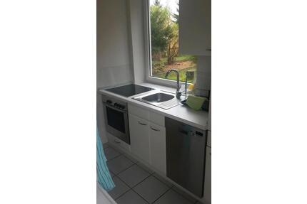2 Zi. Wohnung ca 40qm NUR AN WOCHENENDPENDLERIN - Ahrensburg