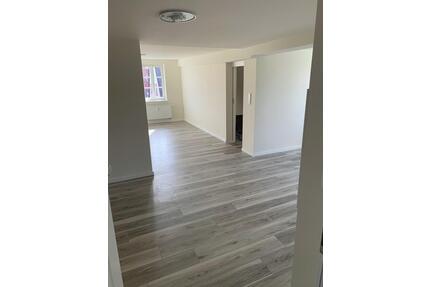 2 12 Zimmer Wohnung in Fürth - 225.000,00&nbsp;EUR Kaufpreis, ca.&nbsp; 52,00&nbsp;m&sup2; in Fürth (PLZ: 90762) Altstadt