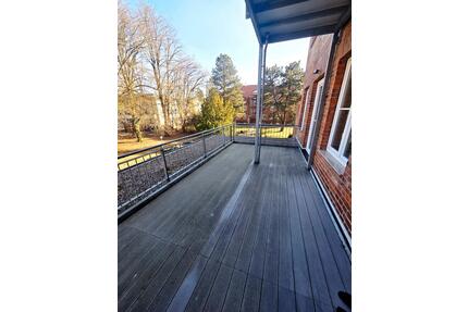 Grün gelegene 2,5 Zimmer Wohnung - Schwerin Friedrichsthal