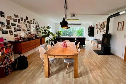 Große 4 Zimmer Erdgeschosswohnung in Spalt