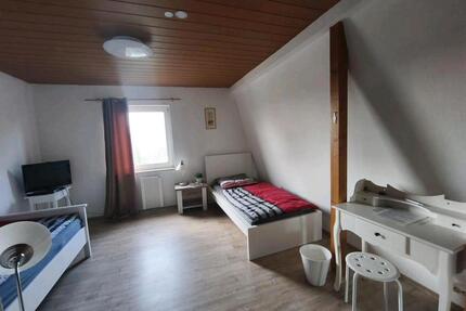 Zimmer, Room, Flat - 450,00&nbsp;EUR Kaltmiete, ca.&nbsp; 20,00&nbsp;m&sup2;&nbsp;Wohnfl&auml;che in Großlittgen (PLZ: 54534)