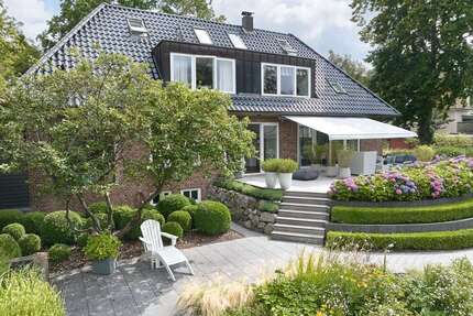 Haus zum Kaufen in Flensburg 1.795.000,00 € 317.79 m²