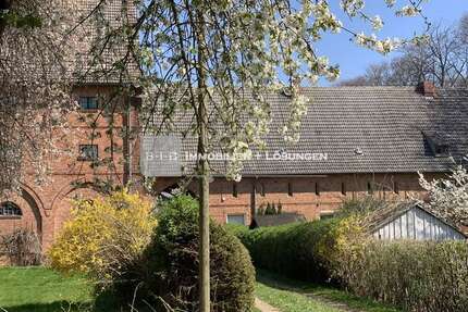Haus zum Kaufen in Prenzlau 595.000,00 € 3580.56 m²
