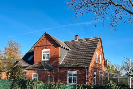 Ruhige, helle 2 Zimmerwohnung mit Wintergarten und kleinem Garten - Bruchhausen-Vilsen