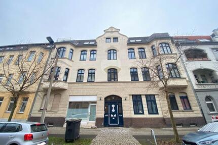 Zentrumsnahe Lage * Schöne 2-RW * Balkon * Tageslichtbad - Magdeburg Alte Neustadt