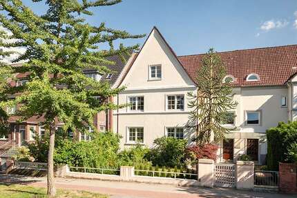 Haus zum Kaufen in Hamburg 789.000,00 € 246.3 m²