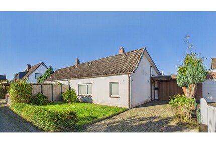 Mit 3D: Charmantes Einfamilienhaus in Buxtehude modernisiert zentrale Lage ideal für Paare & kleine Familien