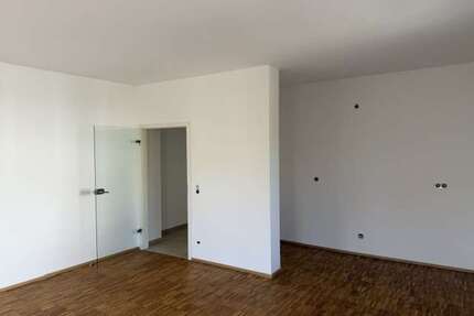 Wohnung zum Kaufen in Aschaffenburg 278.000,00 € 80 m²
