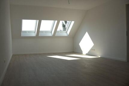 Neubau Dachgeschoss Wohnung - 830,00&nbsp;EUR Kaltmiete, ca.&nbsp; 63,84&nbsp;m&sup2; in Hemmingen (PLZ: 30966)