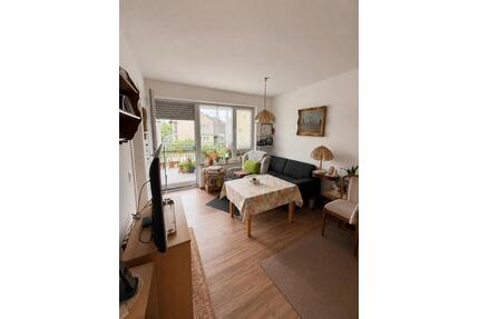 1,5-Zimmer-Wohnung mit Balkon, EBK & Stellplatz - Muhr am See