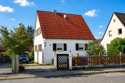 Haus zum Kaufen in Fürth 500.000,00 € 93.36 m²