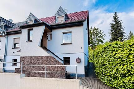 Reihenendhaus mit viel Potenzial in ruhiger Ortsrandlage Glauchau