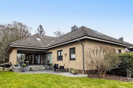 Viel Platz, moderne Ausstattung, top gepflegt - Einfamilienhaus in Hohenaspe