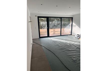 2 Zimmer Wohnung Neu Saniert in Asperg