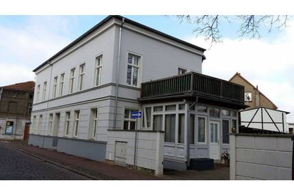 Stilvolle 3-Raum-Wohnung am Rande der Parchimer Innenstadt zu vermieten