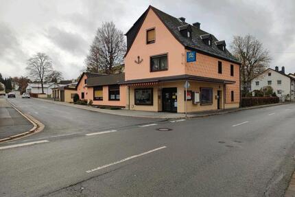 Wohnhaus mit Gewerbe in GeroldsgrunFrankenwald - Geroldsgrün