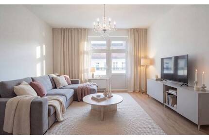 Erstbezug nach Sanierung: Attraktive, lichtdurchflutete 2-Zimmer-Wohnung I Balkon & Tageslicht-Bad - Berlin Steglitz