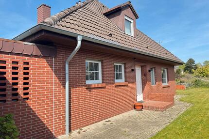 Provisionsfrei! Modernisiertes Ein-Zweifamilienhaus - Lengerich