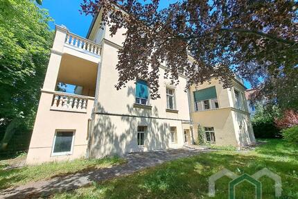 ** Großzügig geschnittene 2-Zimmer-Whg. mit Fußbodenheizung und Parkett ** - Leipzig Altwest