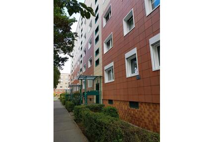 3 Zi.,62qm,EBK,Balkon,Dusche,Keller in BerlinWartenberg