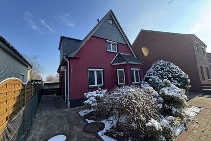 Haus zum Kaufen in Delmenhorst 320.000,00 € 156 m²