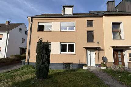 Haus zum Kaufen in Troisdorf 684.000,00 € 183 m²