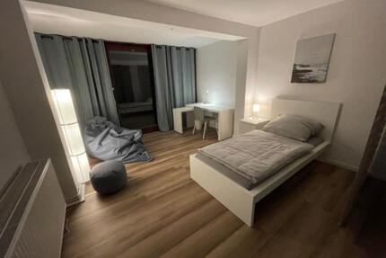 Großes möbliertes Zimmer (31m²) mit Gartenzugang nahe Constructor - Bremen Burglesum