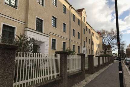 Wohnung zum Mieten in Halle (Saale) 450,00 € 65 m²