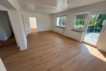 Wohnung - Saarlouis - NEU - 1.000,00&nbsp;EUR Kaltmiete, ca.&nbsp; 95,00&nbsp;m&sup2; in Saarlouis (PLZ: 66740)