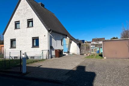 Haus in Dormagen zu verkaufen - 425.000,00&nbsp;EUR Kaufpreis, ca.&nbsp; 85,00&nbsp;m&sup2; in Dormagen (PLZ: 41540) Hackenbroich