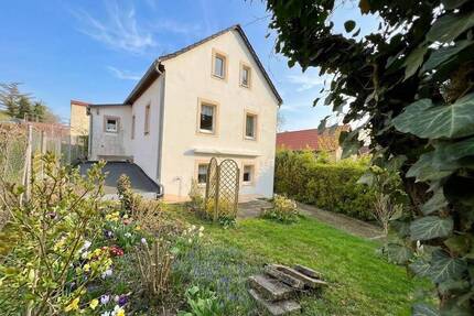 GEPFLEGTES EINFAMILIENHAUS MIT VIEL PLATZ - Dresden Schönfeld