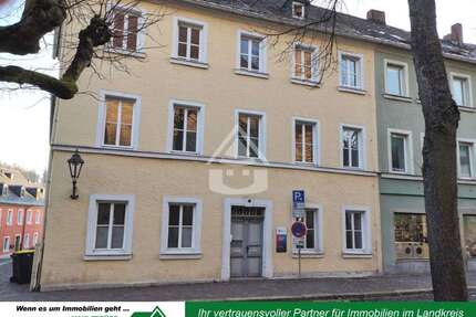 Haus zum Kaufen in Wunsiedel 245.000,00 € 66 m²