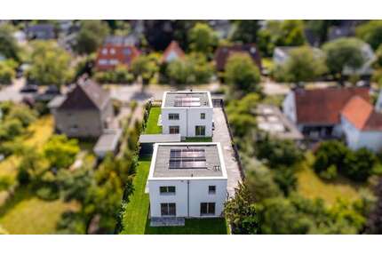 Haus zum Kaufen in Berlin-Lichterfelde 2.400.000,00 € 304 m²