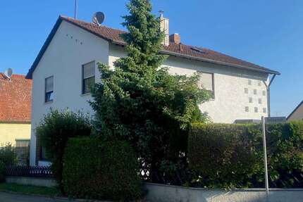 Haus zum Kaufen in Saal an der Donau 439.000,00 € 132.19 m²