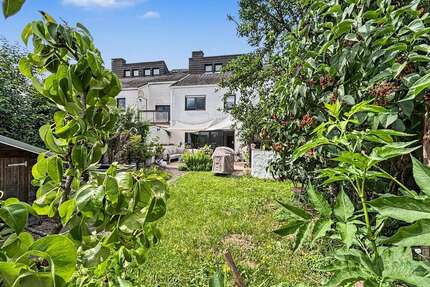 Haus zum Kaufen in Friedberg 498.000,00 € 164.04 m²